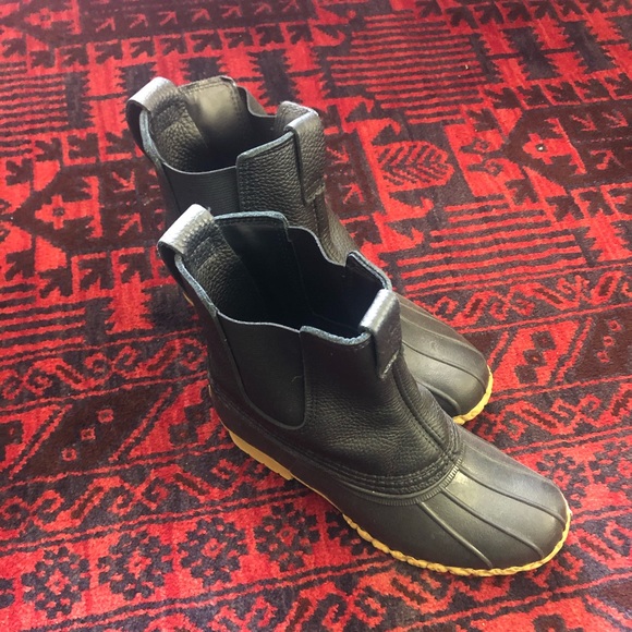 Slip on LL bean boots W's 7, but feels more like W's 7.5  or 8. - Picture 2 of 4